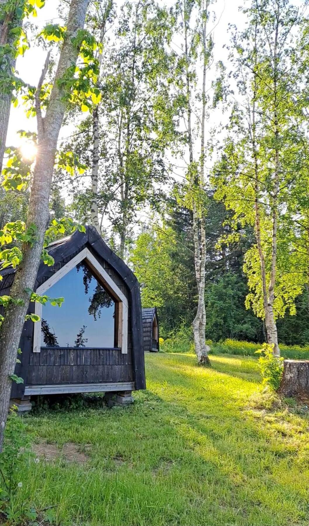 Hara Sadama Iglukaemping Hotel Exterior photo